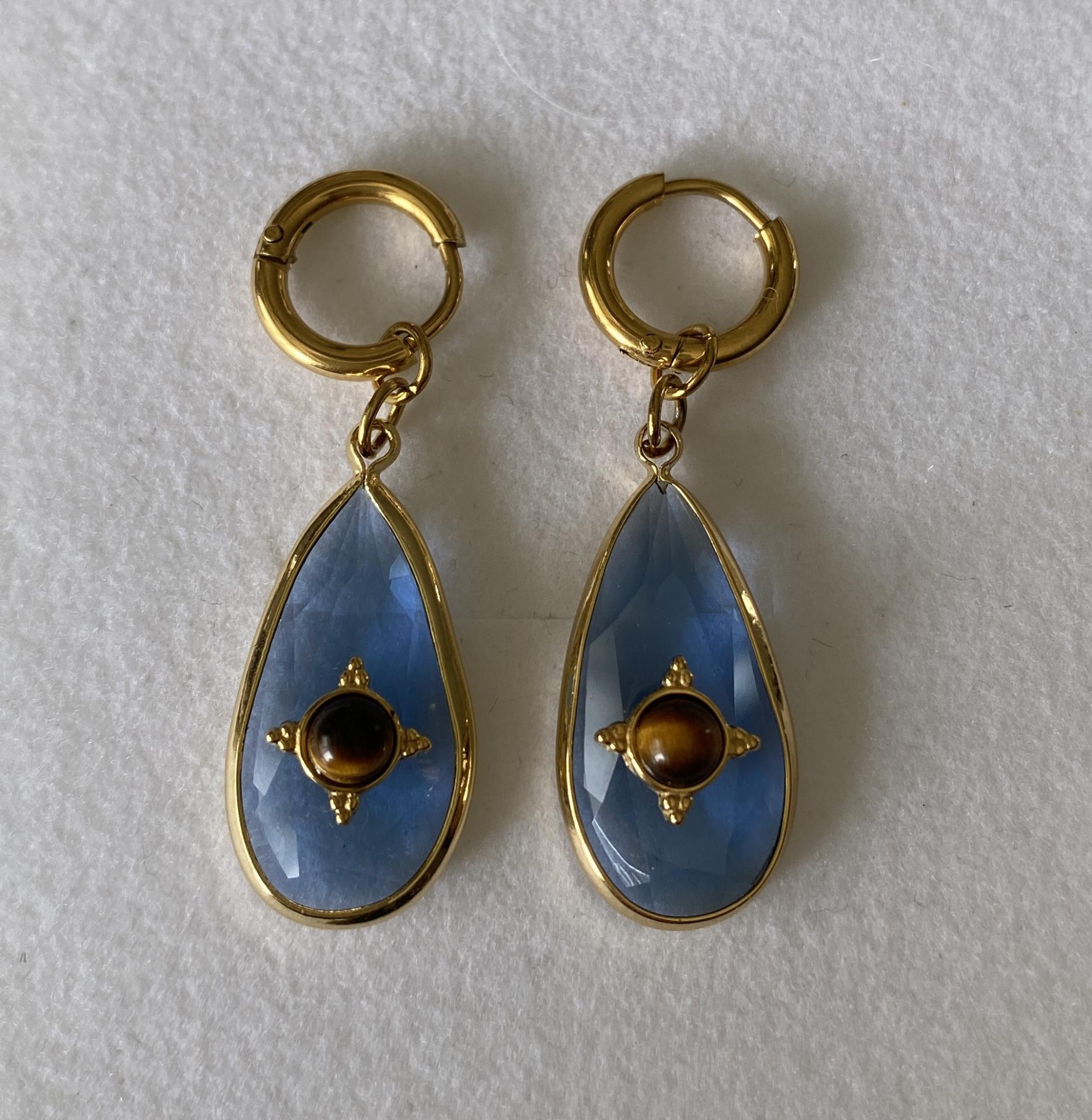 boucles d'oreilles gouttes