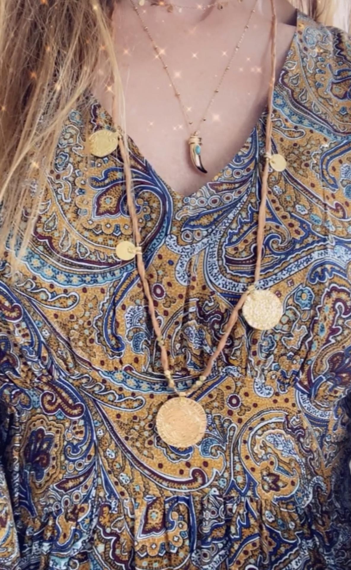 collier pieces