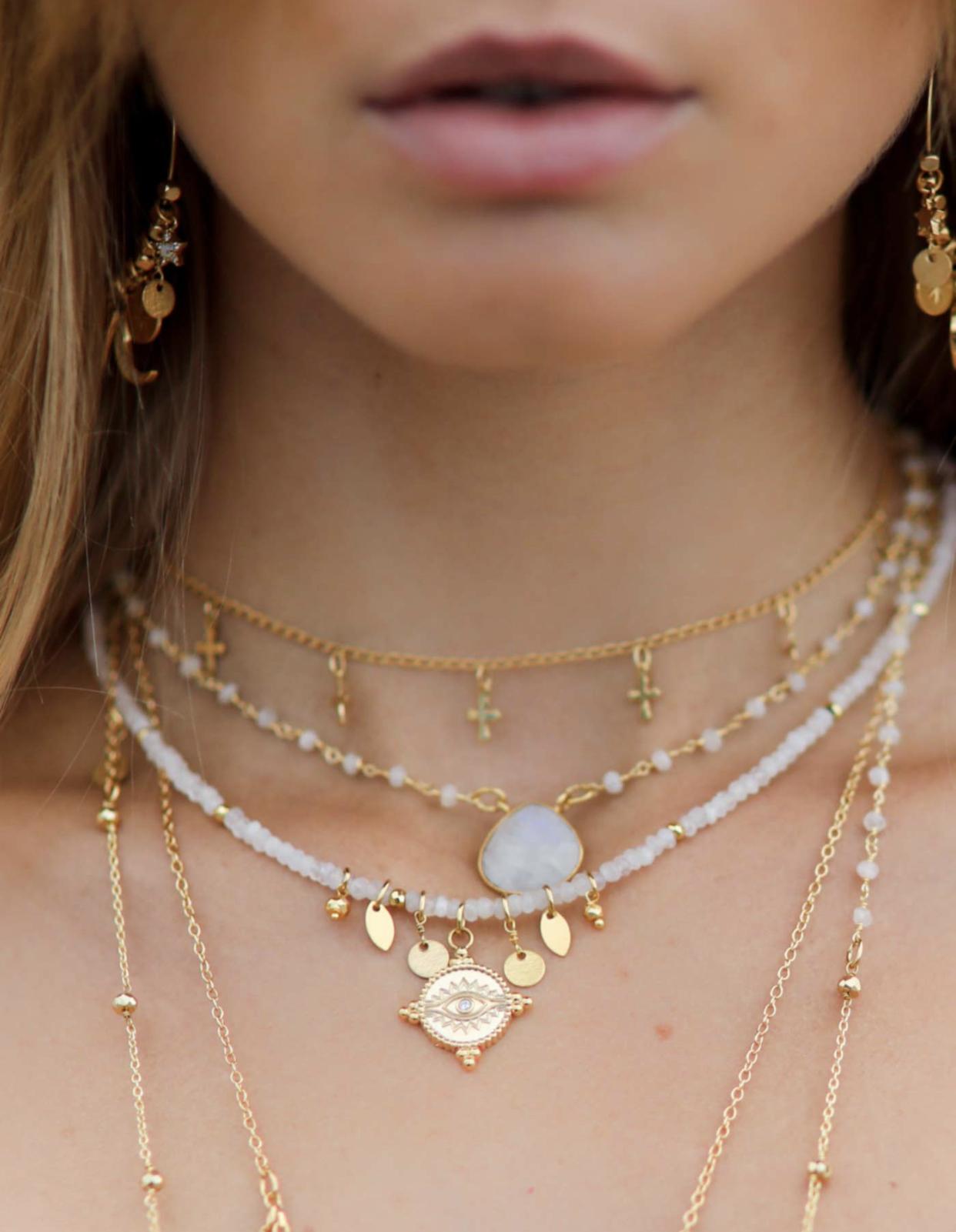 collier ras de cou